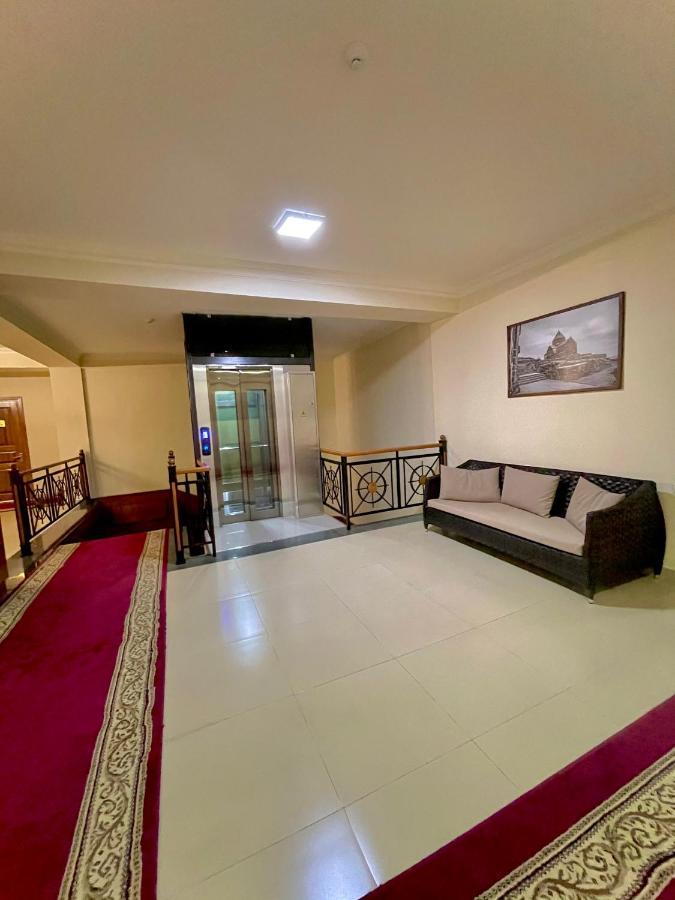 Hotel Plaza Viktoria Giumri Zewnętrze zdjęcie