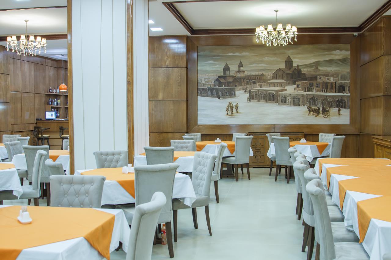 Hotel Plaza Viktoria Giumri Zewnętrze zdjęcie