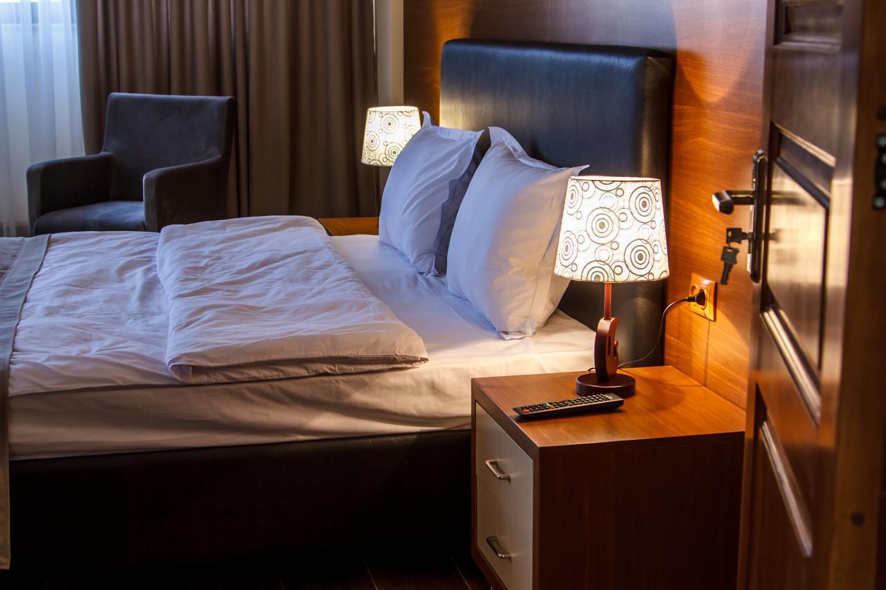 Hotel Plaza Viktoria Giumri Zewnętrze zdjęcie